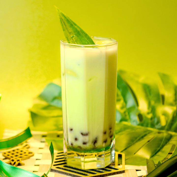 Coco Pandan with Pearls image